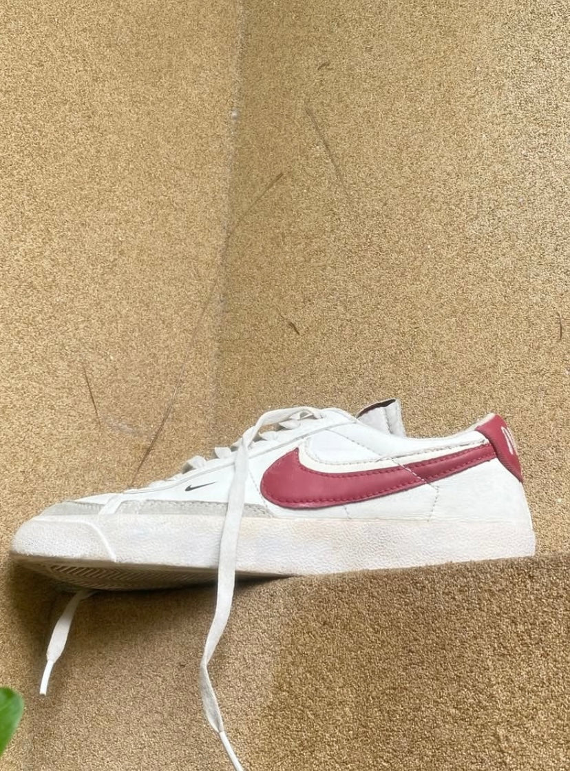 NIKE BLAZZER LOW