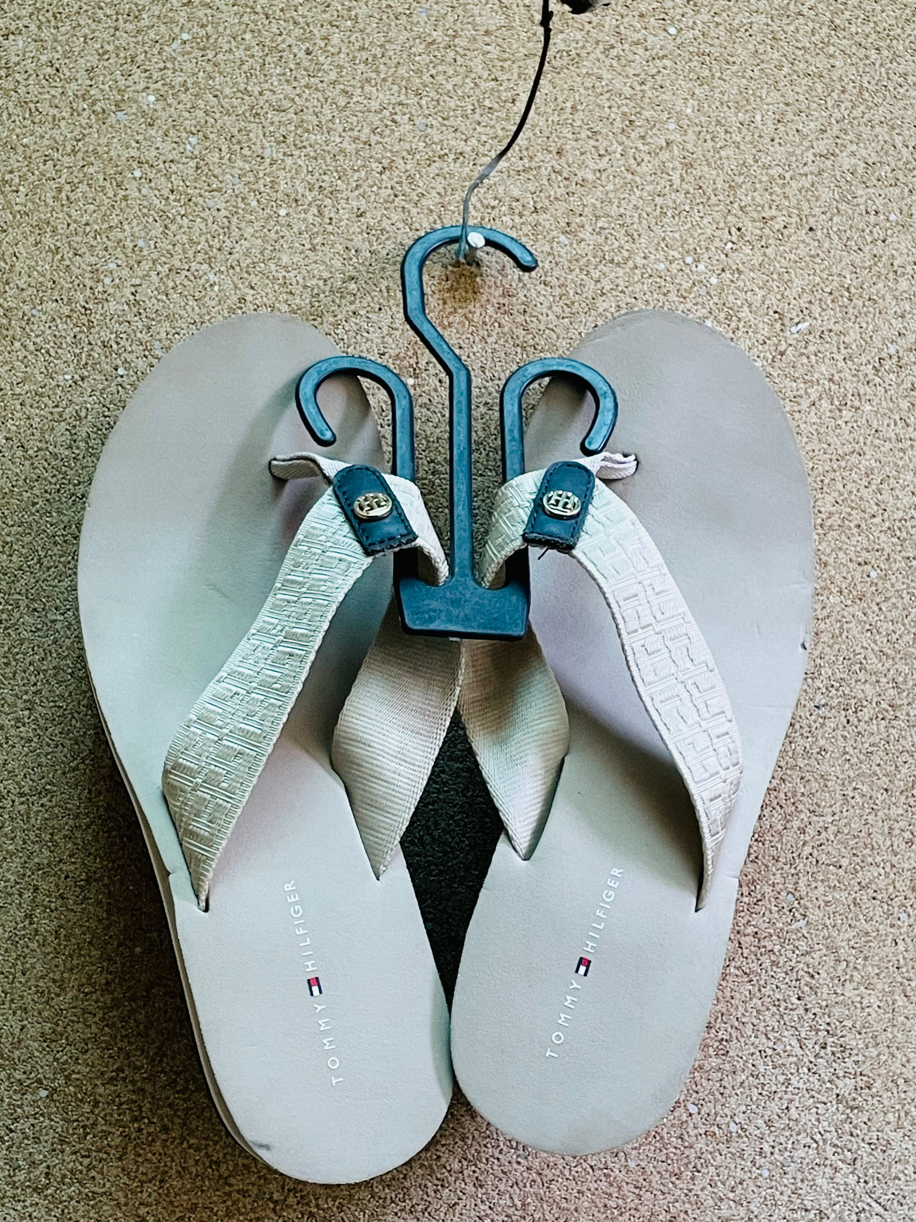 TOMMY HILFIGER LUXURY FLIP-FLOP