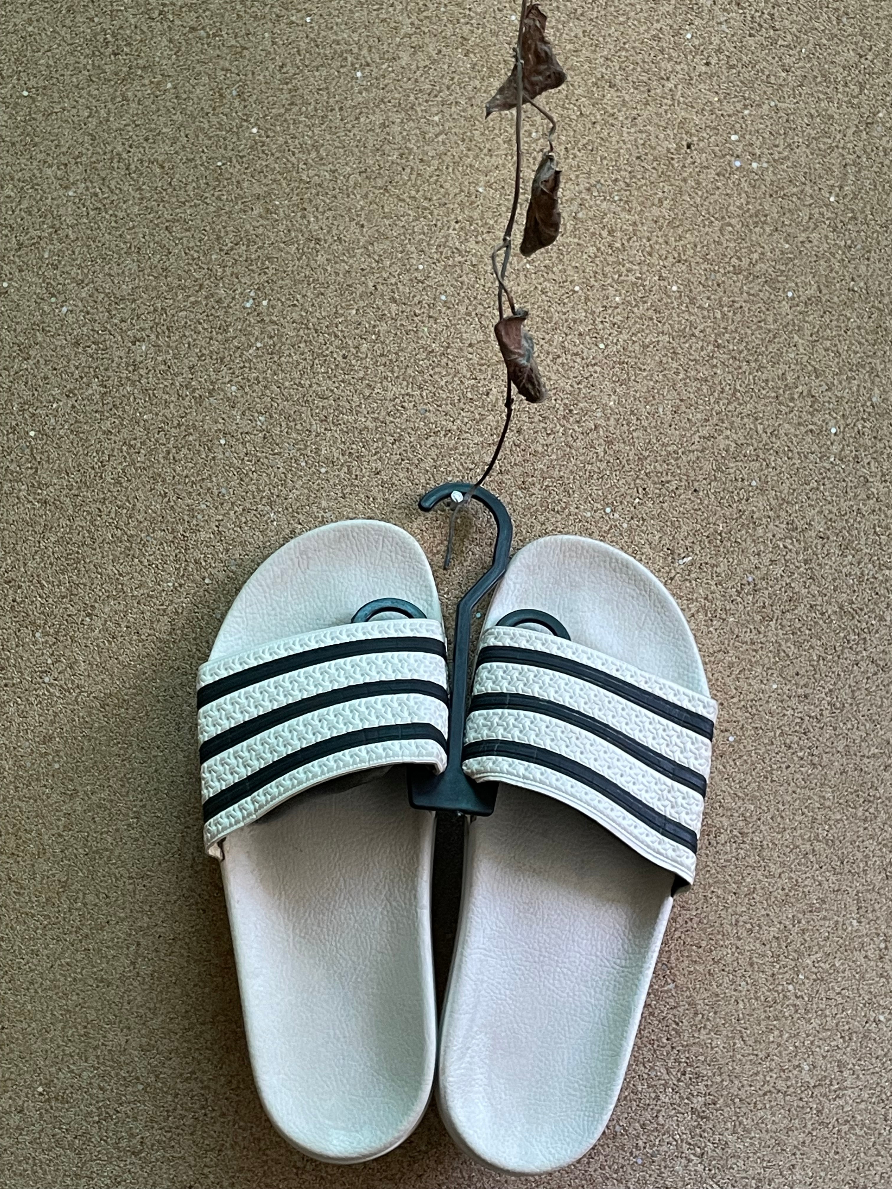 ADIDAS SLIDES ⚜️