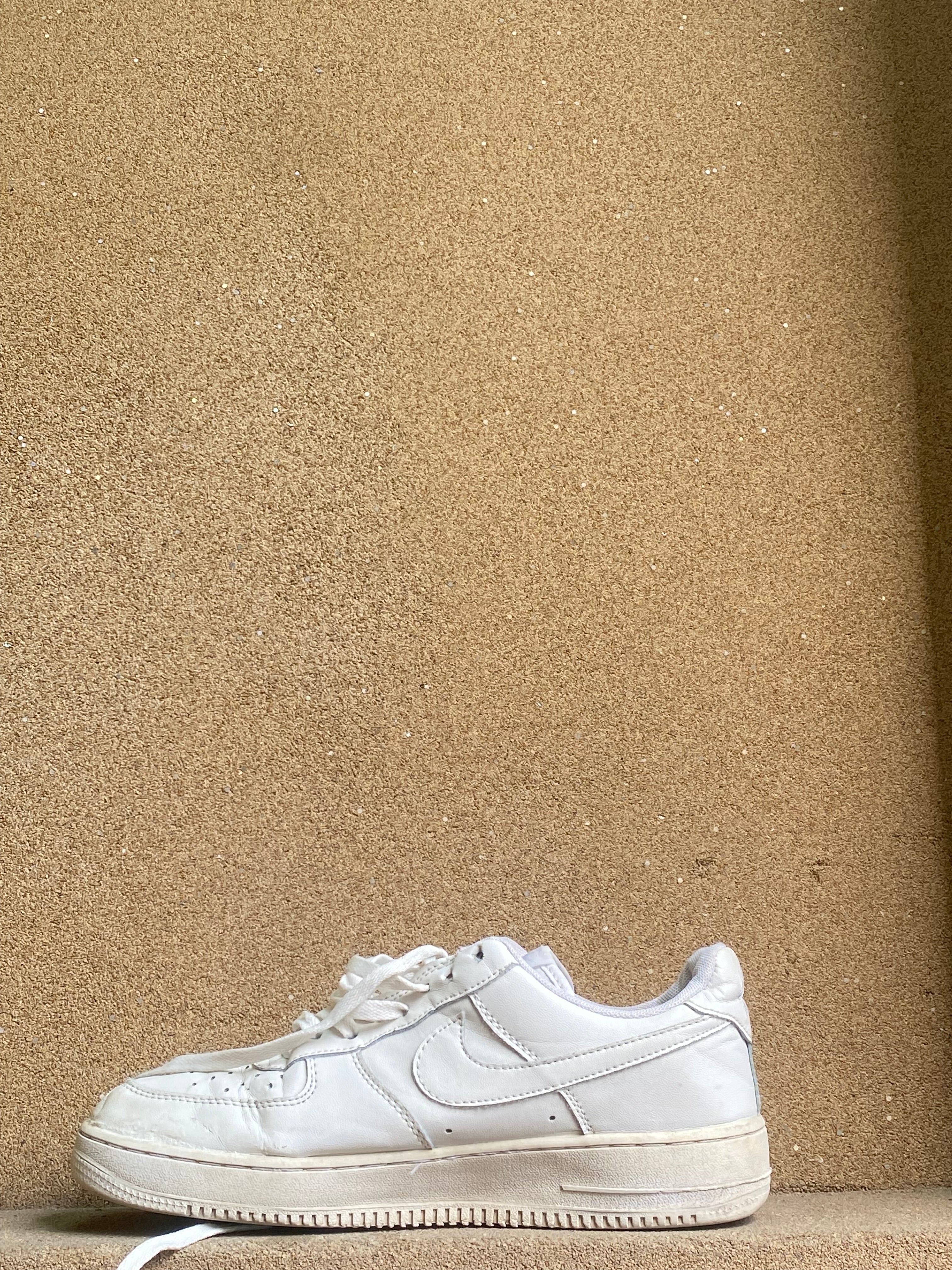 NIKE AIR FORCE 1