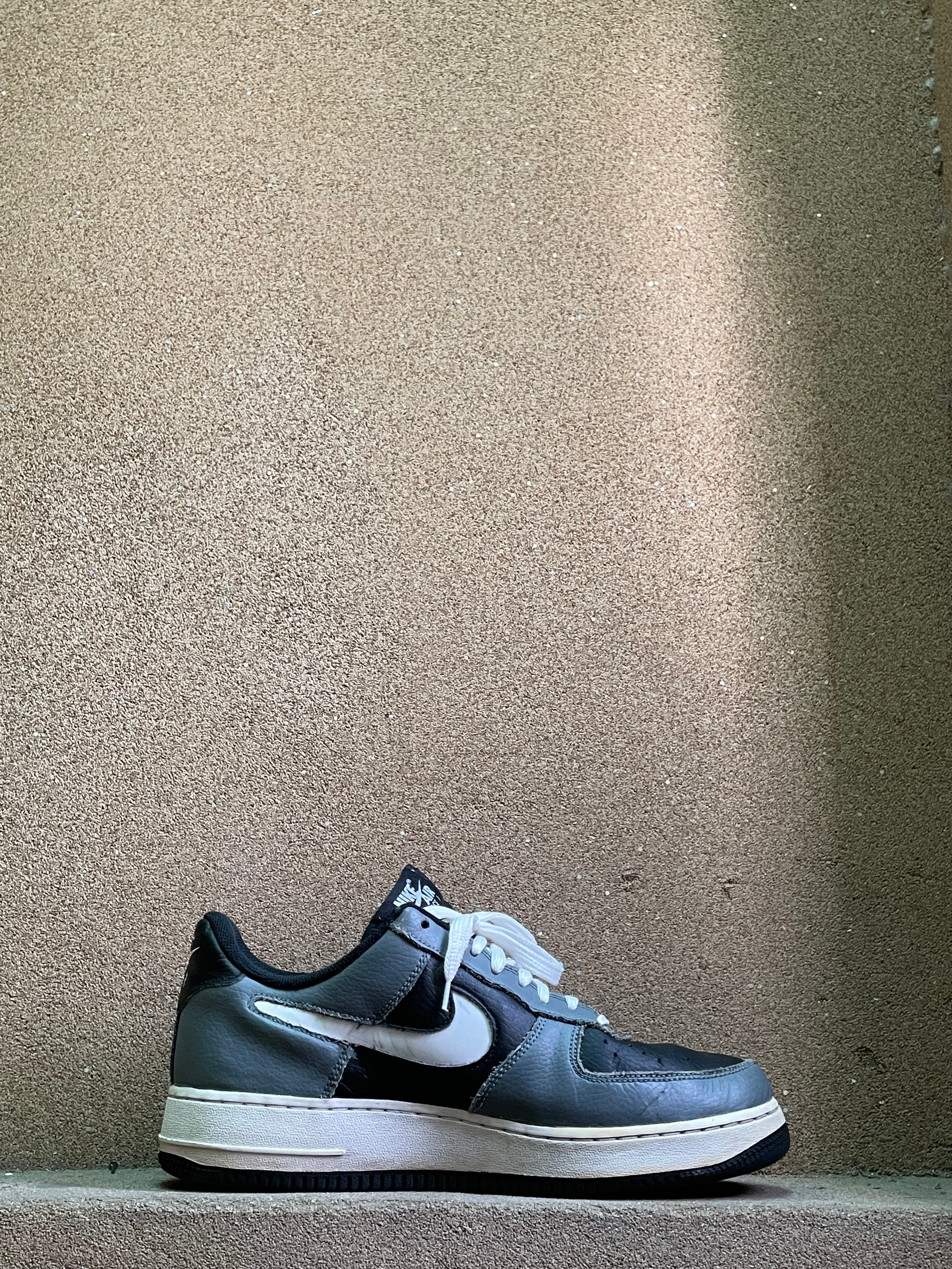 NIKE AF1 GREY BLACK