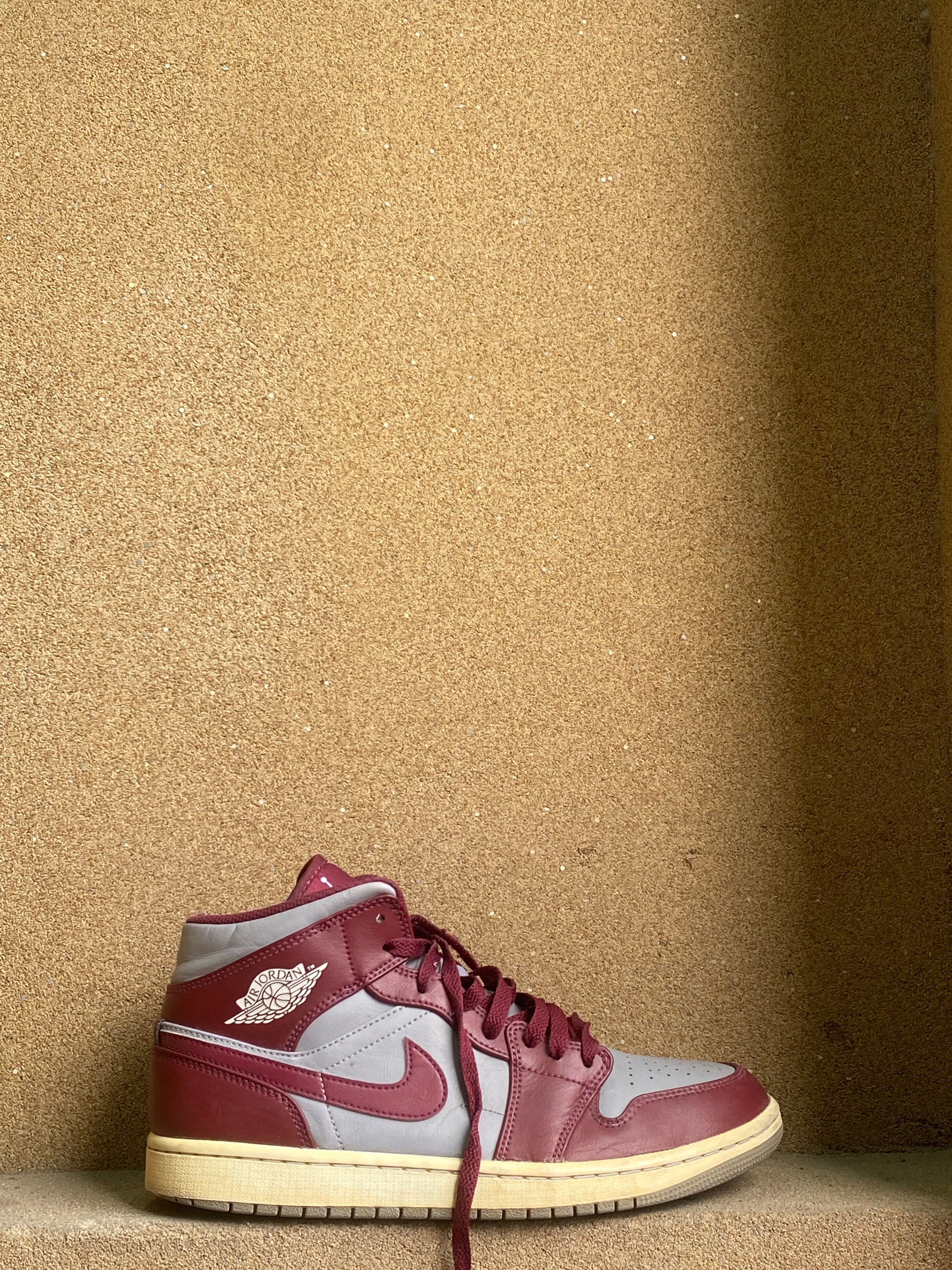 NIKE AIR JORDAN 1 MID CHERRYWOOD RED 🍒 PK 7/8