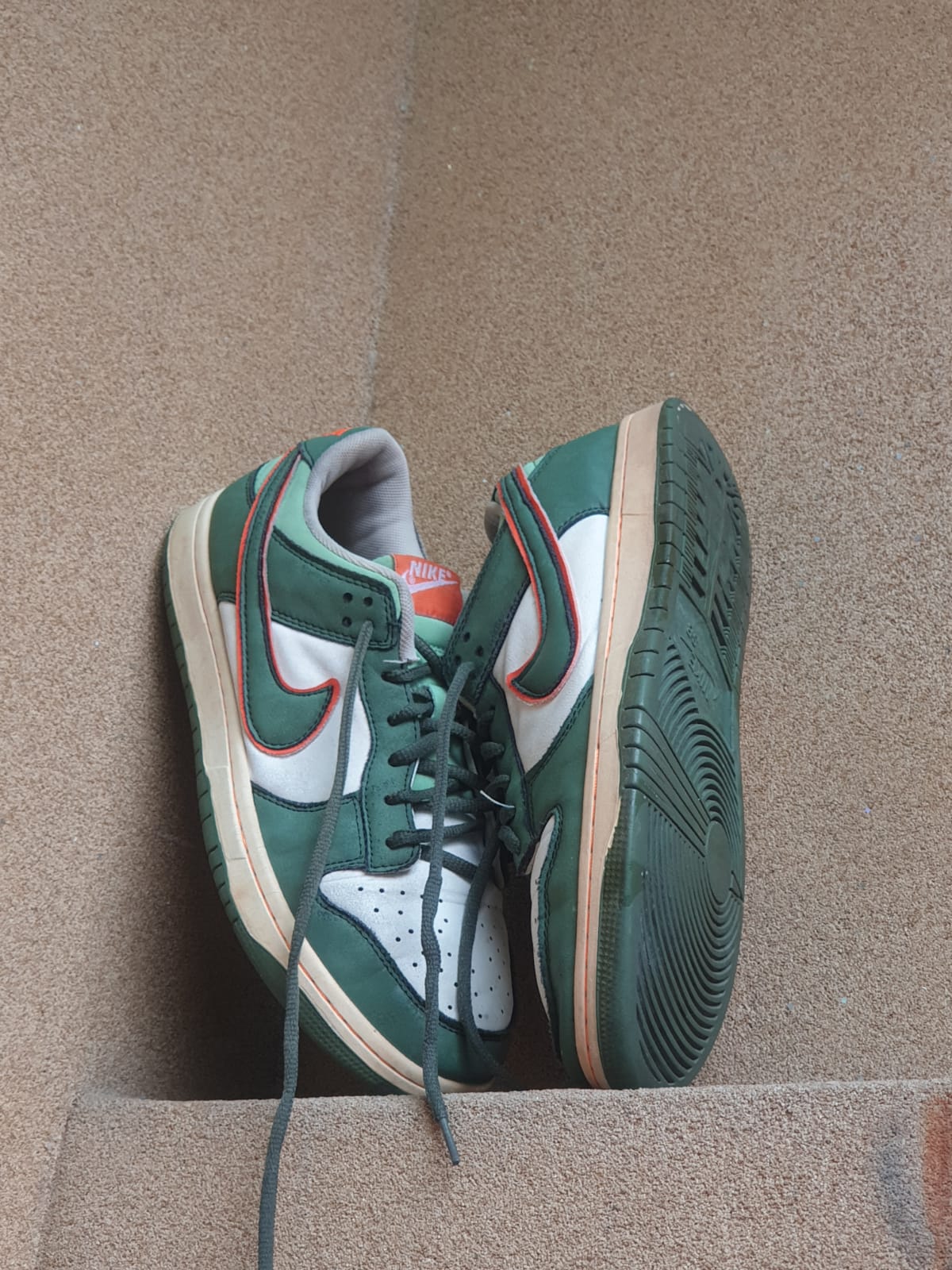 NIKE SB DUNK LOW PRO GREEN WHITE ORANGE 🌿