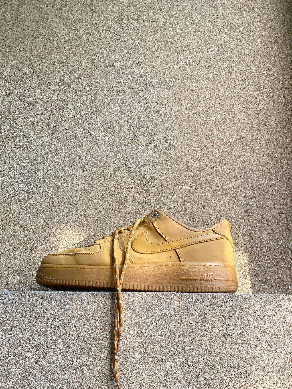 NIKE AIRFORCE 1 LOW FLAX
