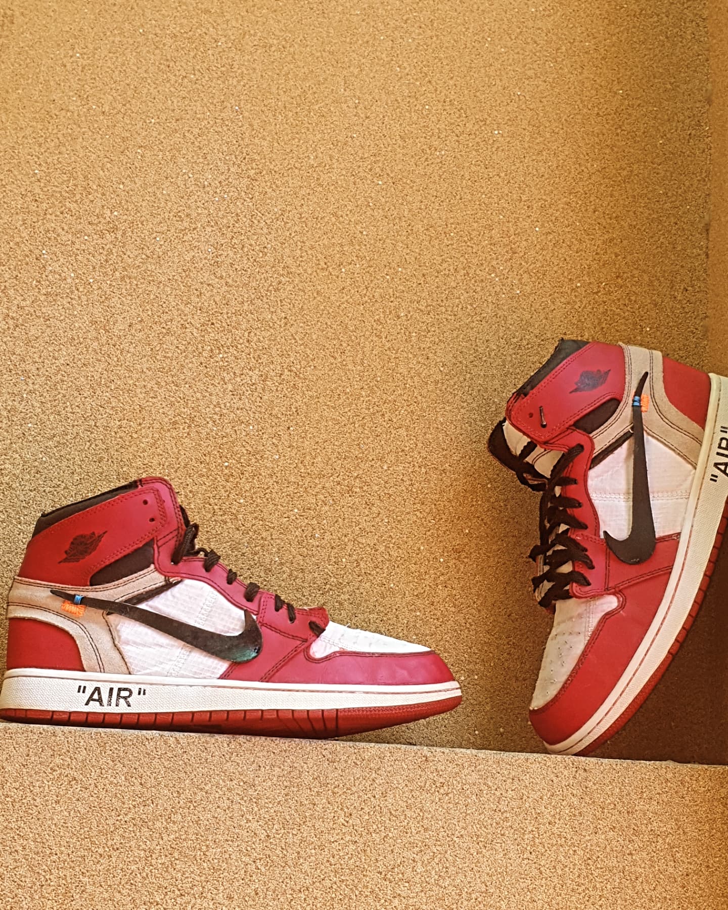 NIKE AIR JORDAN 1 RETRO HIGH OFF WHITE CHICAGO 🚨