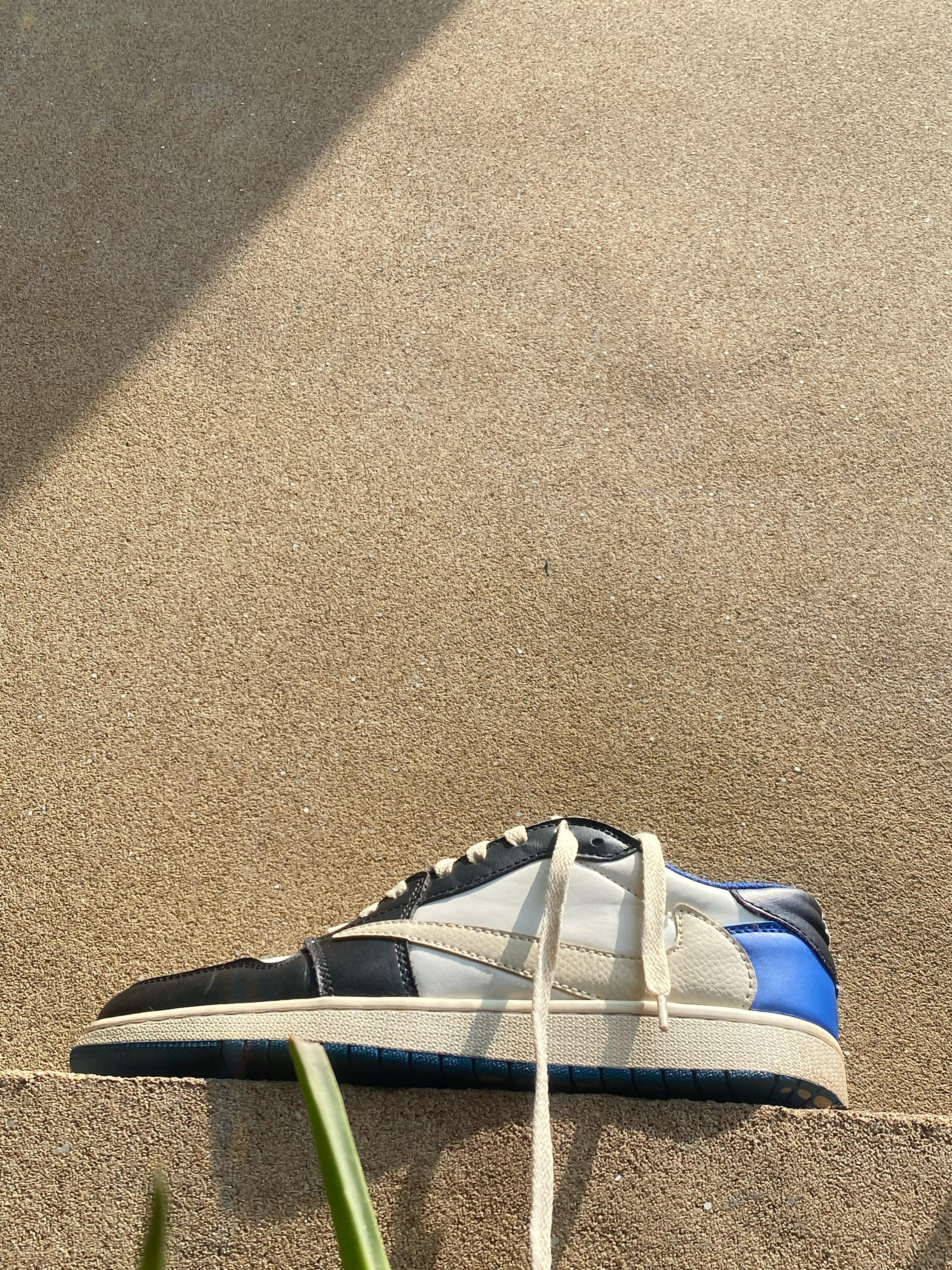 NIKE AIR JORDAN 1 FRAGMENT X TRAVIS SCOTT 🥶