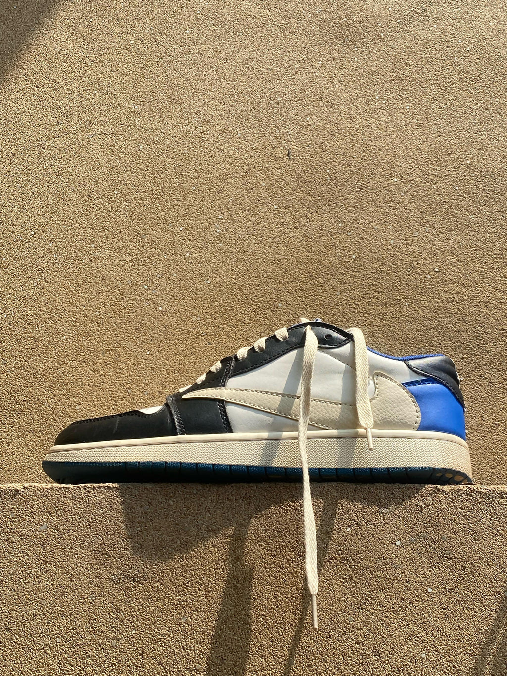 NIKE AIR JORDAN 1 FRAGMENT X TRAVIS SCOTT 🥶